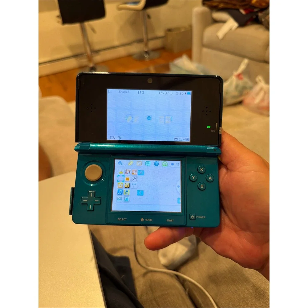Nintendo 3ds aqua